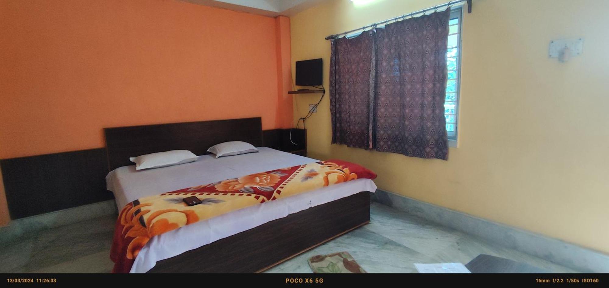 India Tours Only Ekanta Apan Hotel Mathurakhanda Luaran gambar